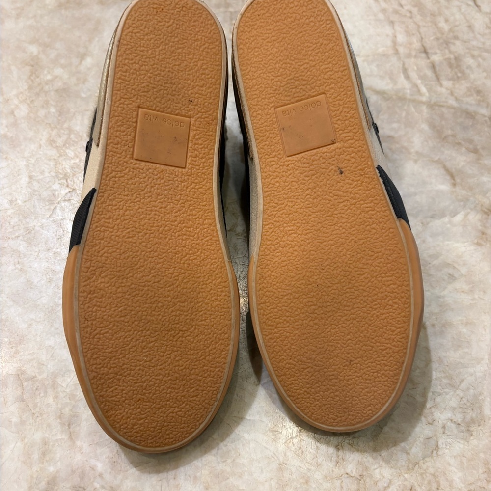 Dolce Vita Black Zantel Sneakers - Picture 3 of 7